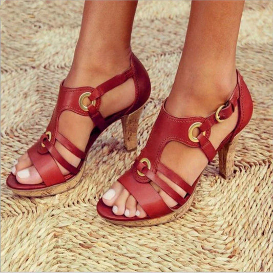 Sandales à talons à brides élégantes