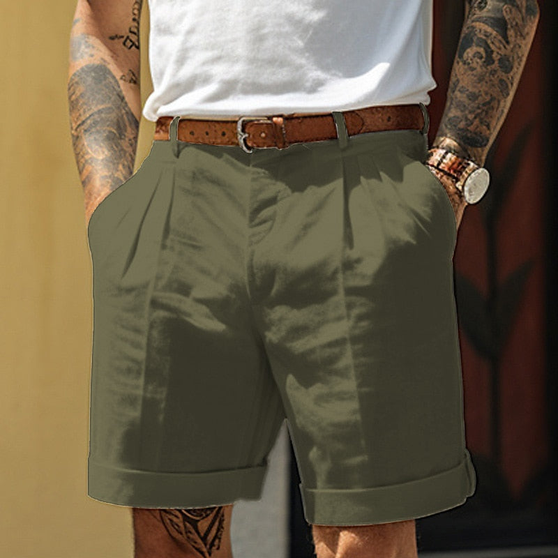 Short plissé à revers pour homme