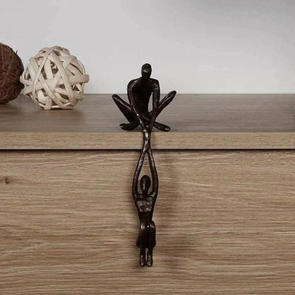 Statuette amour éternel et force
