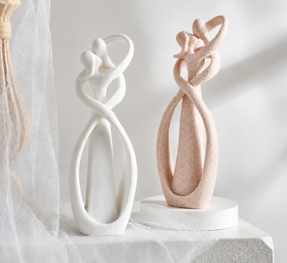 Statuette de l’étreinte éternelle - abstraite - amour intemporel