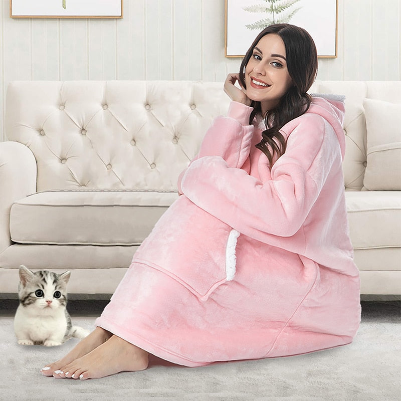 Sweat à capuche et couverture | agréable combinaison d’un sweat à capuche doux et d’une couverture confortable réunis en un seul!