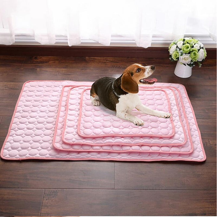 Tapis rafraîchissant d’été pour animaux de compagnie