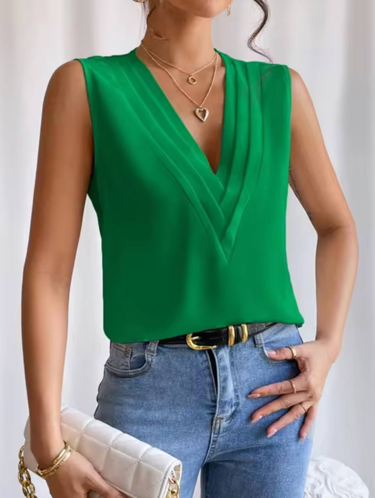 Top femme élégant sans manches à col en V plissé
