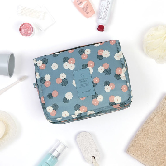 Trousse de toilette à suspendre: pliable, matelassée et imperméable