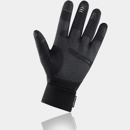 Utilisez votre smartphone et gardez vos mains au sec et au chaud!