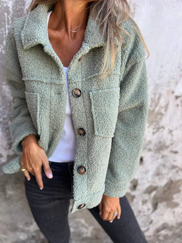 Veste boutonnée à col pour femme
