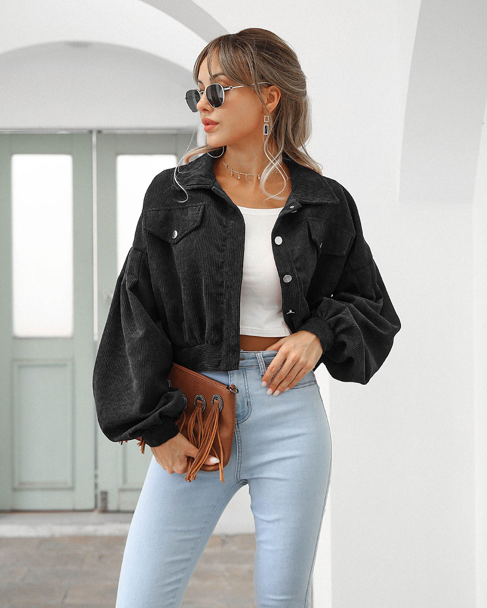 Veste courte boutonnée pour femme