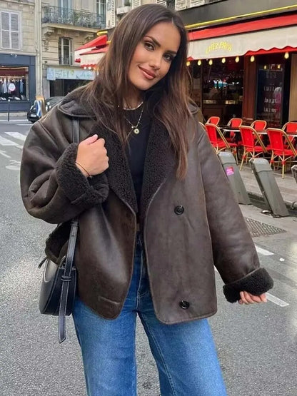 Veste femme en mouton retourné à double boutonnage